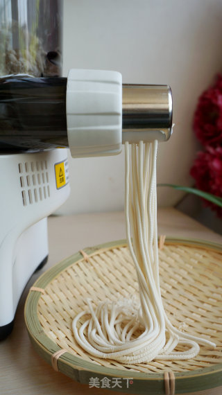 Hot Spinach Noodle Soup recipe