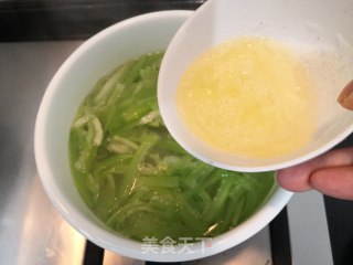 Protein Loofah and Wolfberry Soup recipe