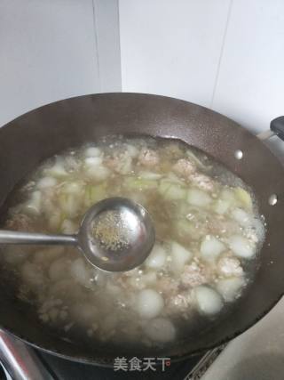 Winter Melon Meatball Soup recipe