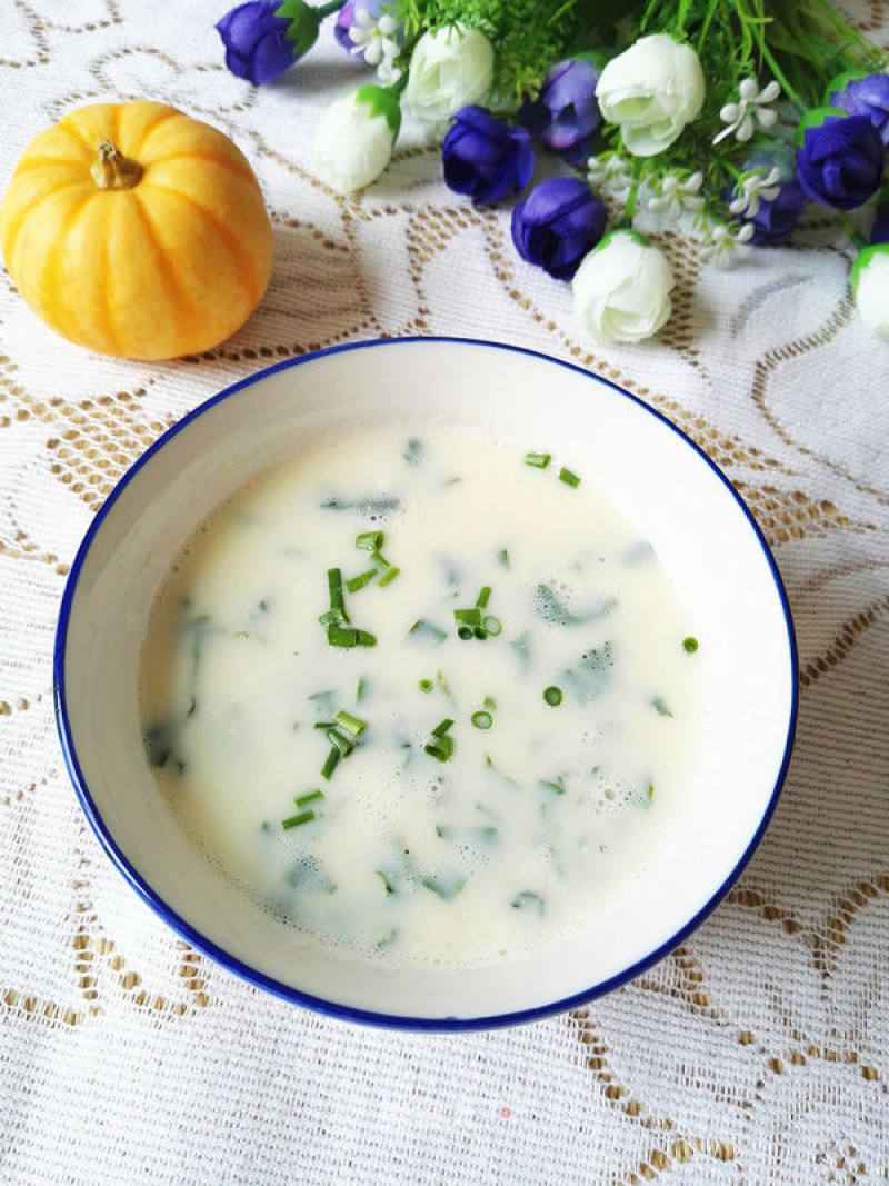 #trust之美#soy Milk and Radish Leaf Soup recipe