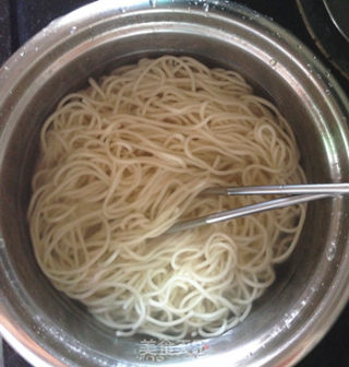 Fried Noodles with Shredded Pork and Vegetables recipe