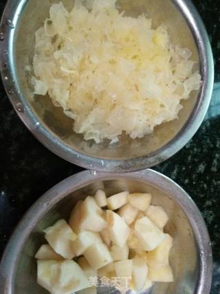 Sydney White Fungus Soup recipe
