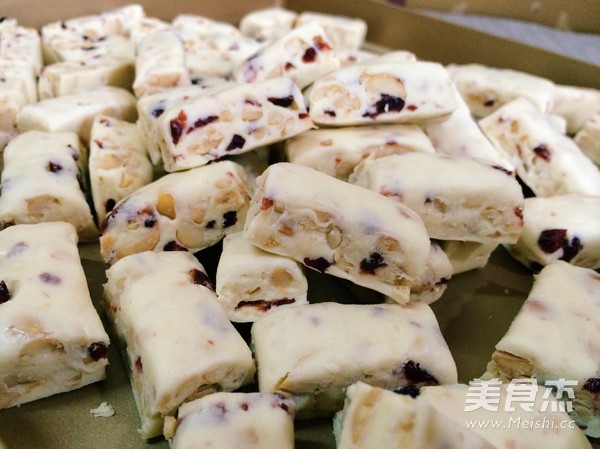 Cranberry Peanut Nougat recipe