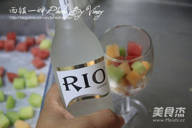 Rui Ao Cocktail Fruit Feast recipe