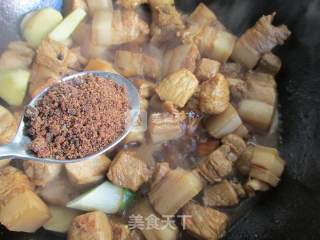 Classic Dish-braised Pork in Brown Sauce recipe