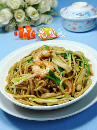 Double Leek Seafood Fried Noodle