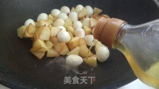 Braised Potatoes and Quail Eggs recipe