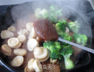 Straw Mushroom Steak recipe