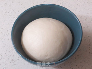 It Has A Simple and Fashionable Atmosphere [black and White Piglet Squeezes Steamed Buns] recipe