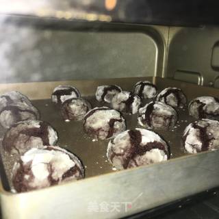 Chocolate Crackle Cookies recipe