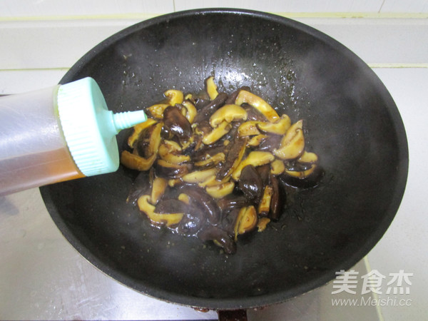 Shiitake Mushrooms in Oyster Sauce recipe