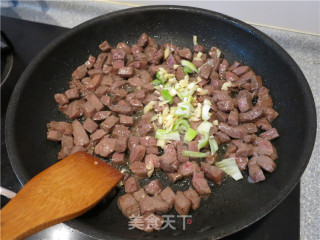 #trust之美#steak Variations---sliced Beef with Green Pepper recipe