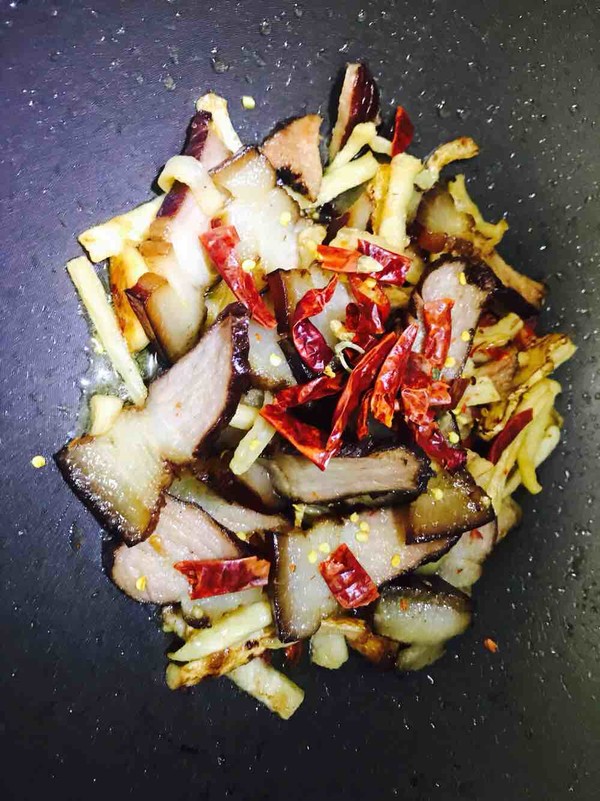 Stir-fried Bacon with Dried Radish recipe