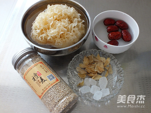 Quinoa, Lily, Red Date and Tremella Soup recipe