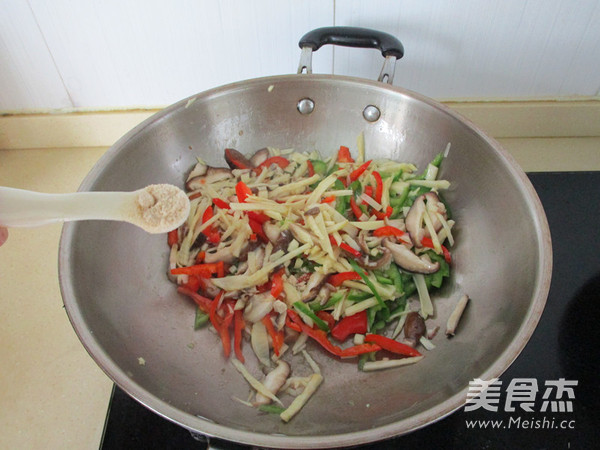 Winter Bamboo Shoots Three Silk recipe