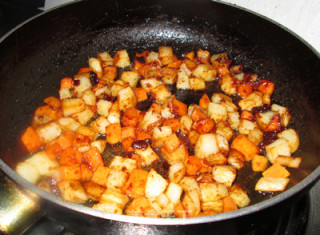 Diced Potatoes with Sauce recipe