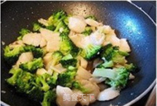 Stir-fried Scallops with Broccoli recipe