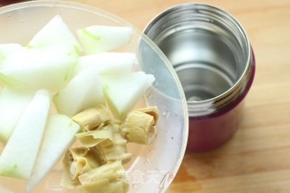 Winter Melon and Bamboo Shoot Tip Soup recipe