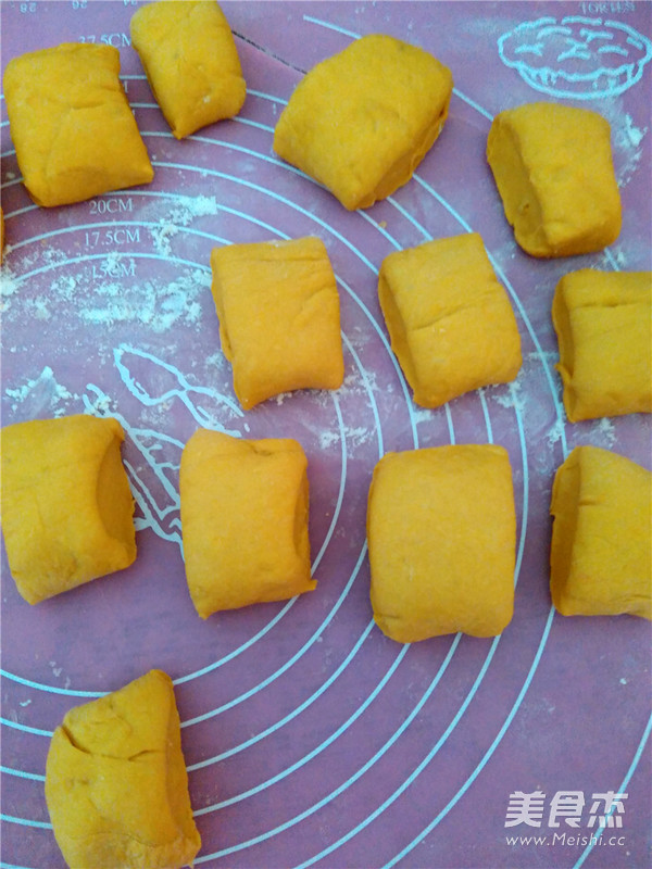 Patterned Pumpkin Buns recipe