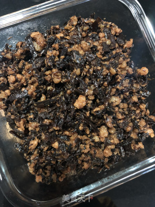 Plum Dried Vegetable Minced Meat recipe