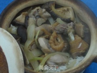 Mushroom Chicken Claypot Rice recipe