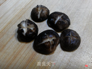 Steamed Chicken with Mushroom and Chestnut recipe