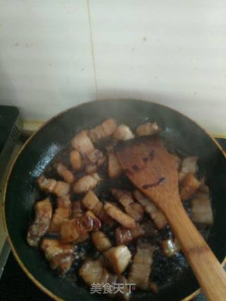 Braised Pork with Quail recipe