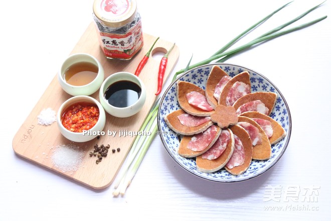 Steamed Sausage with Chopped Pepper and Dried Sausage recipe