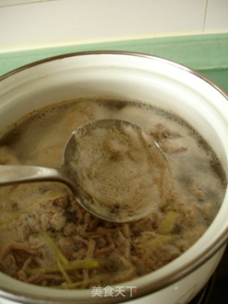 [cantonese Cuisine]--preserved Egg and Lean Meat Porridge recipe