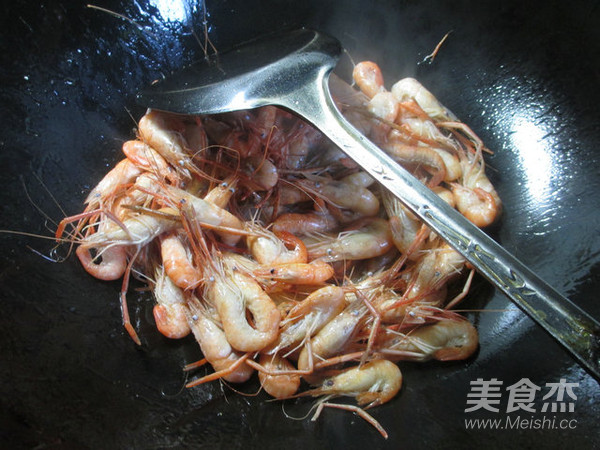 Stir-fried River Prawns recipe