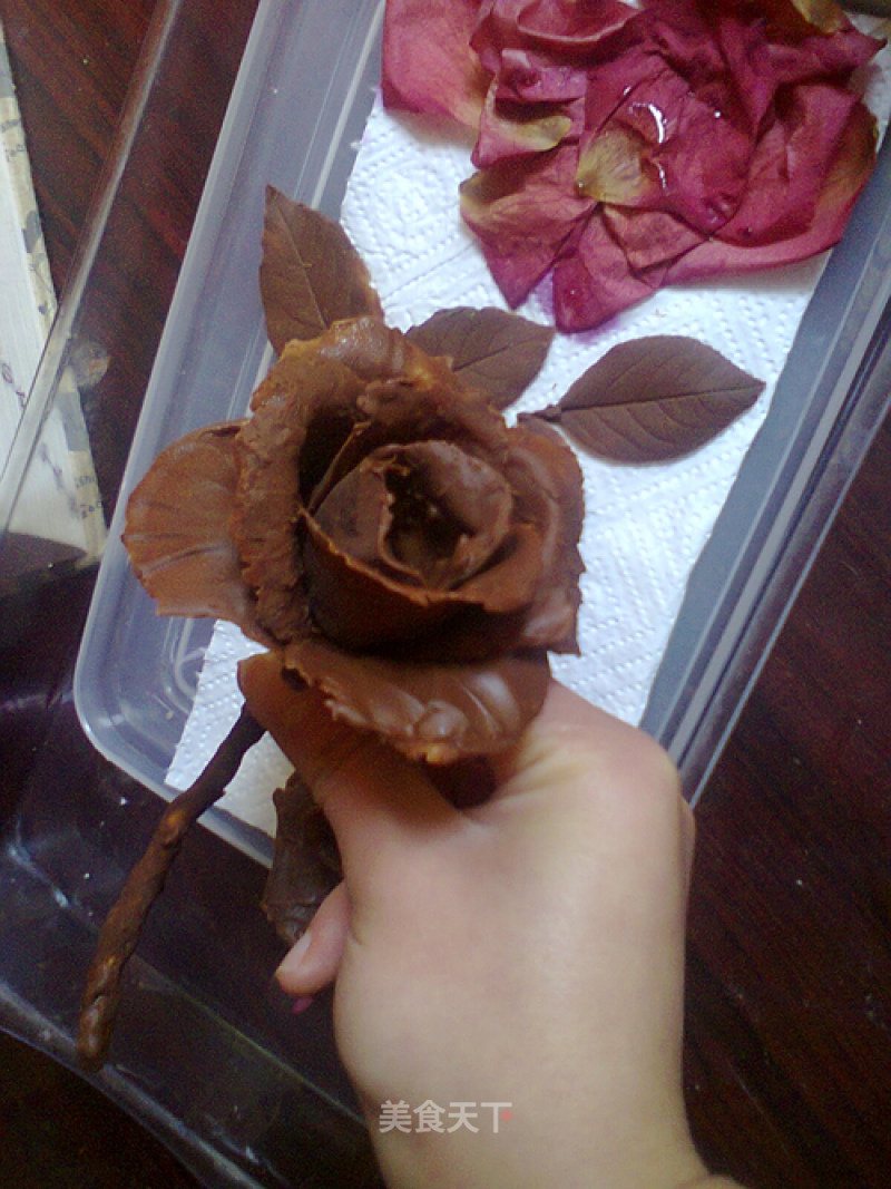 Diy Chocolate Rose for Romantic Valentine's Day recipe
