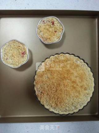 Almond Strawberry Pie (6 Inches) recipe