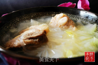 Lamb Chops Soup with Cabbage Vermicelli recipe