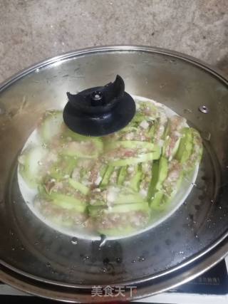 Zucchini Stuffed with Meat recipe