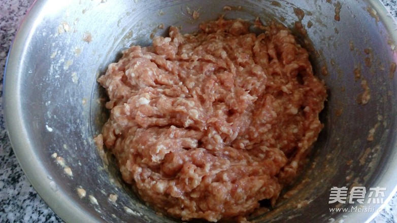 Steamed Dumplings with Pork and Radish Noodles recipe