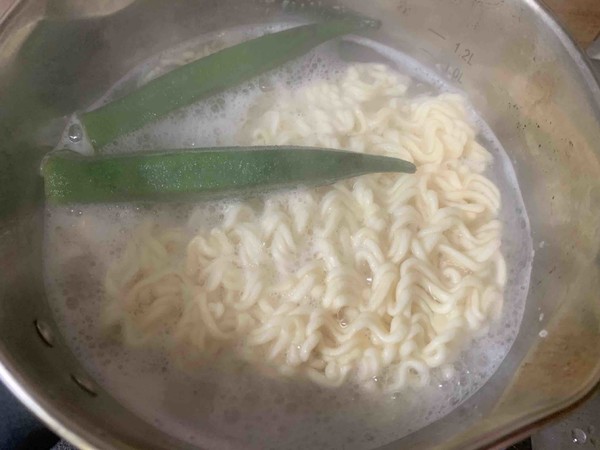 #中卓牛骨汤面#pickled Pepper Beef and Beef Bone Noodle Soup recipe