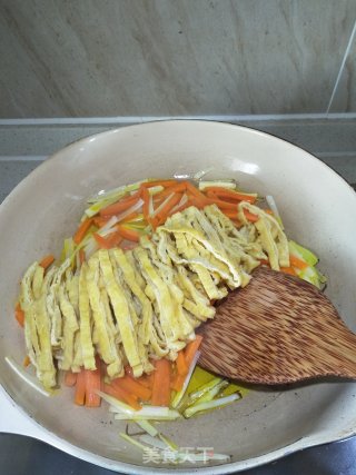 Stir-fried Cabbage with Dried Tofu recipe