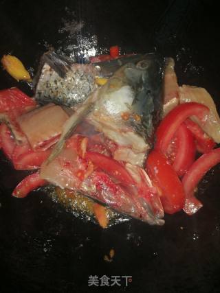Sauerkraut Fish with Tomatoes recipe