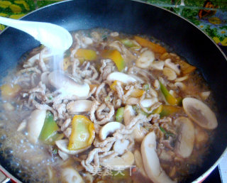 Stir-fried Shredded Pork with Mushroom recipe