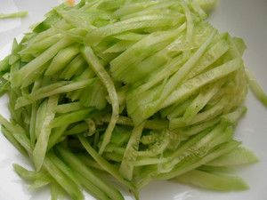 Vegetable Noodles with Sesame Sauce recipe