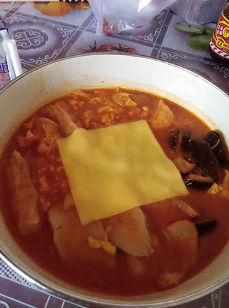 Korean Rice Cake Hot Pot Noodles
