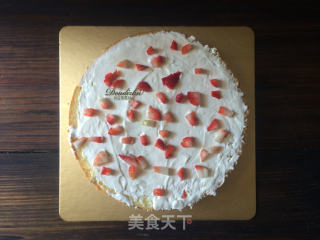 #四session Baking Contest and It's Love to Eat Festival# Strawberry Cream Chocolate Rimmed Cake recipe