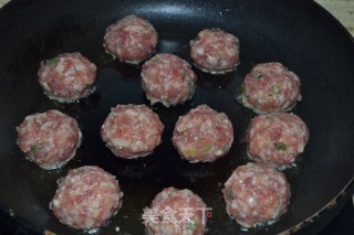 Nan Fried Meatballs recipe