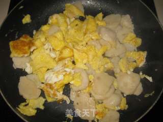 Scrambled Eggs with Cuttlefish Balls recipe