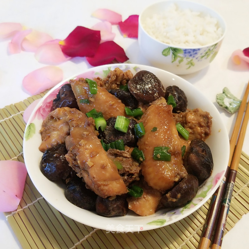 Steamed Chicken with Sand Ginger and Mushroom recipe
