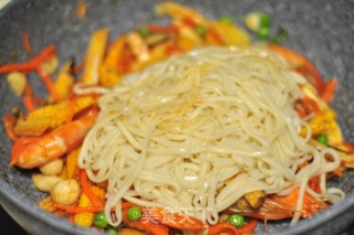 Curry Fried Noodles recipe