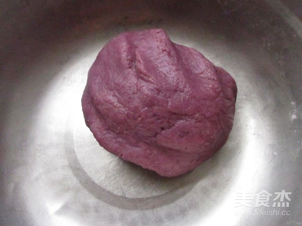 Purple Sweet Potato Yolk Crisp recipe