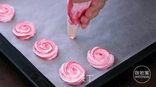 Chocolate Rose Meringue recipe