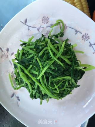 Spring Wild Vegetables: Cold Alfalfa recipe