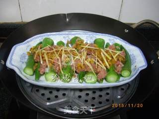 Steamed Okra with Minced Meat recipe